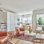 Appartement Iris Avec Sa Terrasse - Welkeys